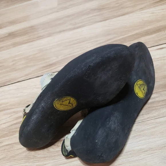 La Sportiva Mythos Climbing Shoes Made In Italy Women 7 Gray 38 - Picture 4 of 5